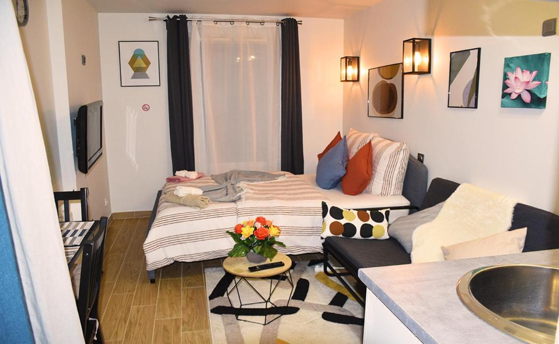 Apartment At Paris-Defense Arena Free Parking By Servallgroup Courbevoie Esterno foto